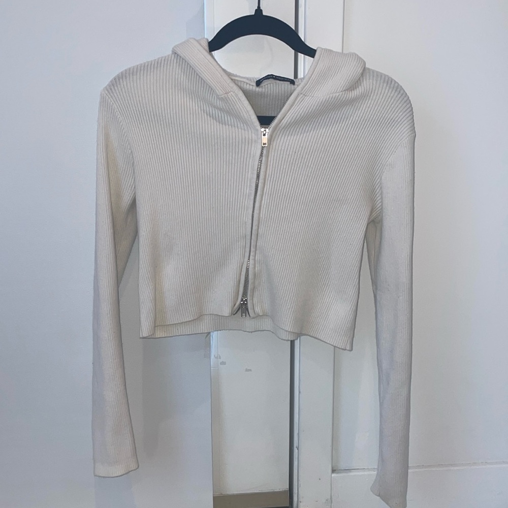 brandy melville zip up sweater